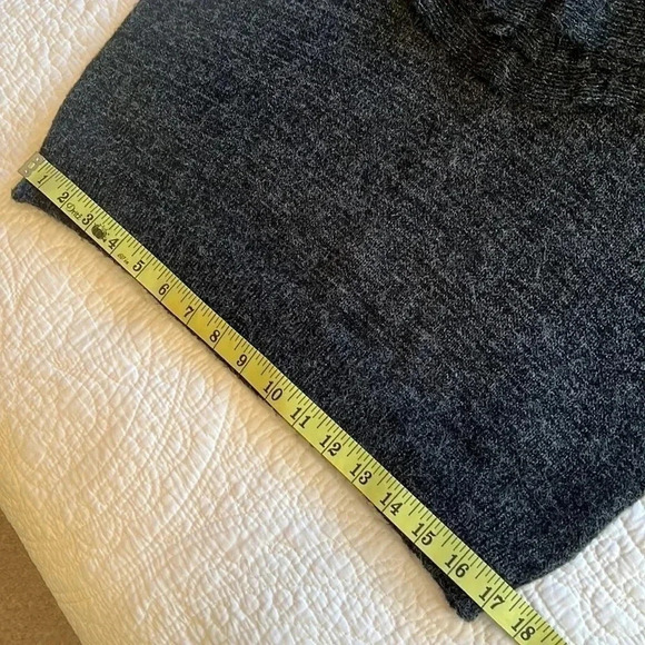 NWT Wool Blend Sweater Womens Large Gray Cropped Cottagecore Feminine Ruffle - Picture 9 of 16